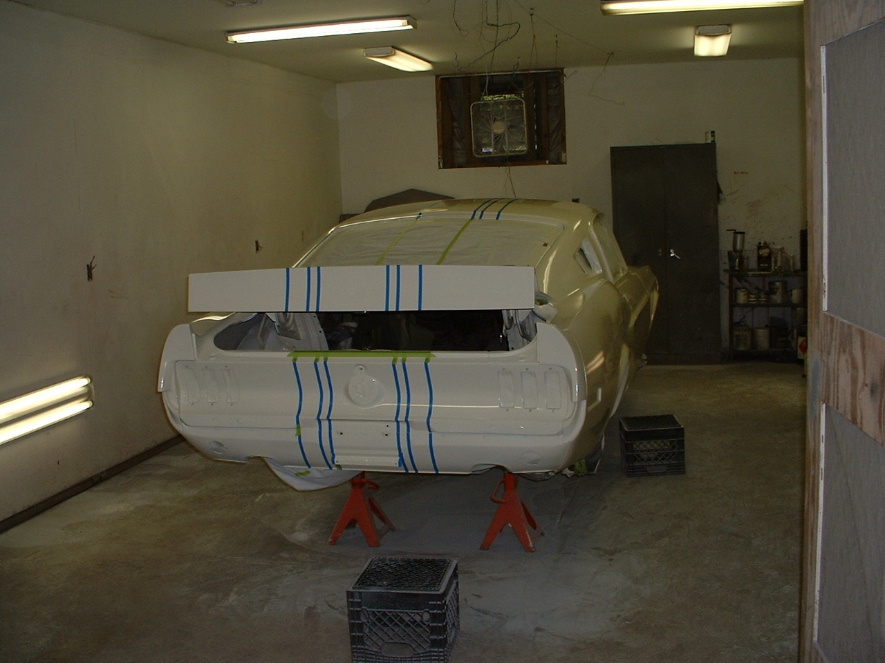 68_fastback_427_paint_022