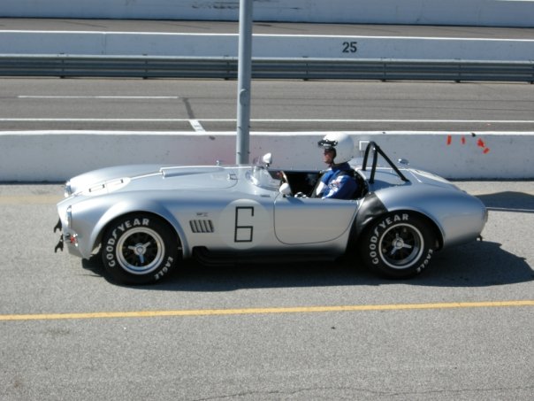 6917_1127312869156_1417202290_30303754_944072_n