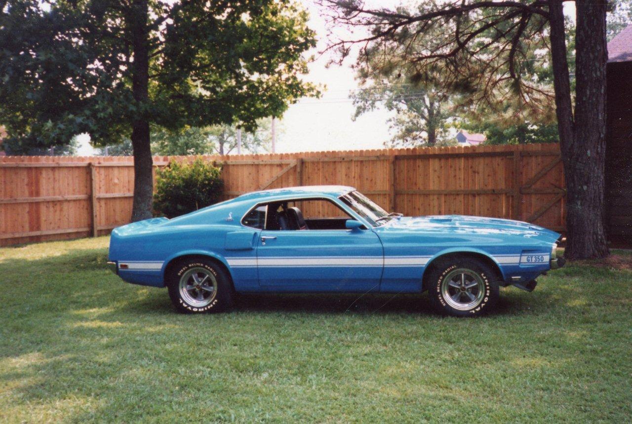 70_Shelby_GT_350_5