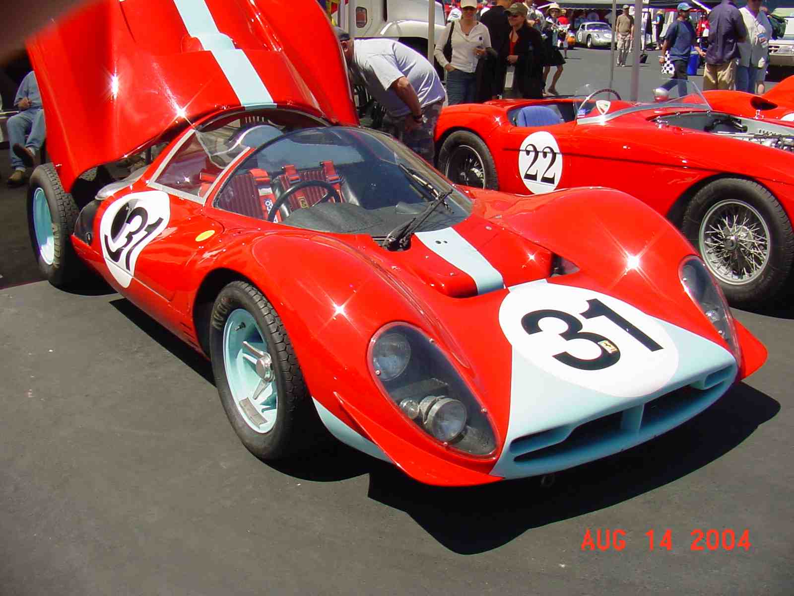 9501Monterey_Historics_13AUG04_023a