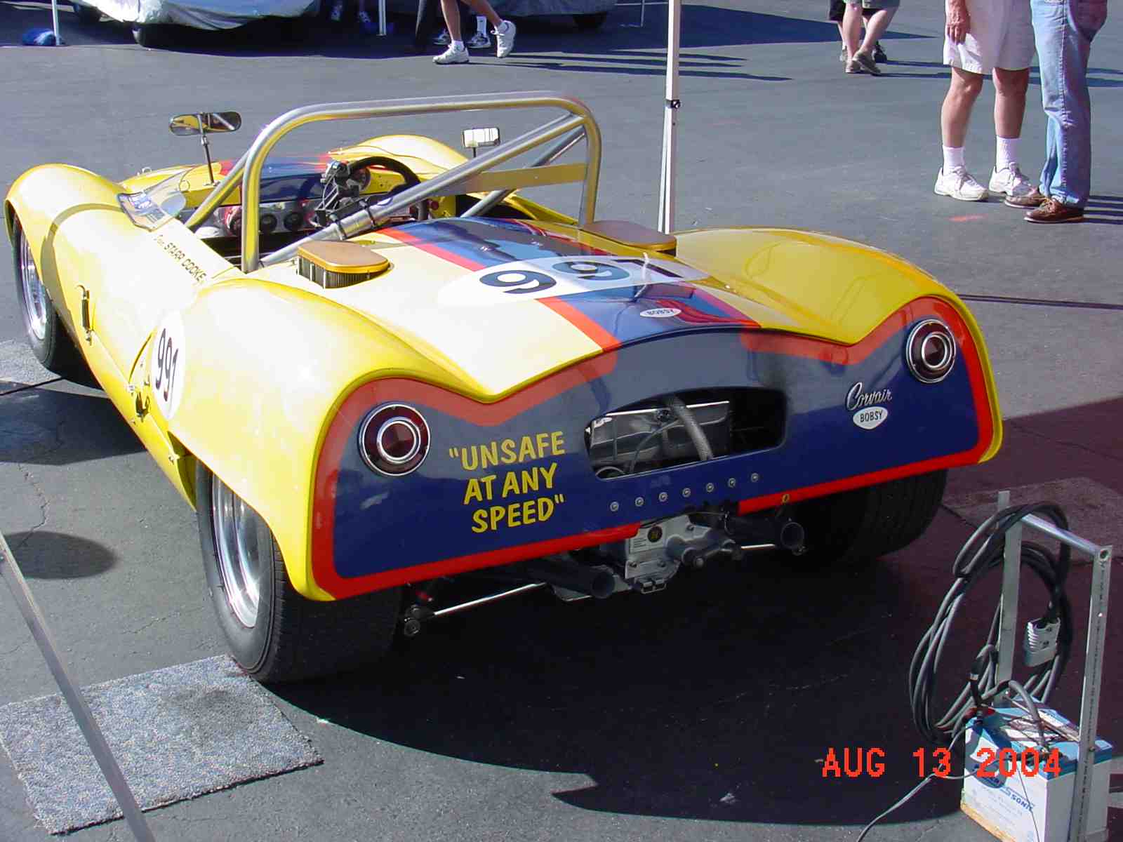 9501Monterey_Historics_13AUG04_040a