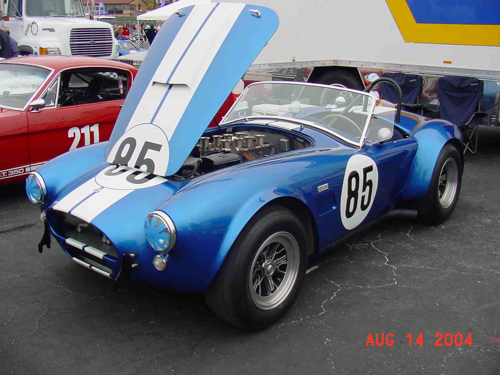 9501Monterey_Historics_14AUG04_063a