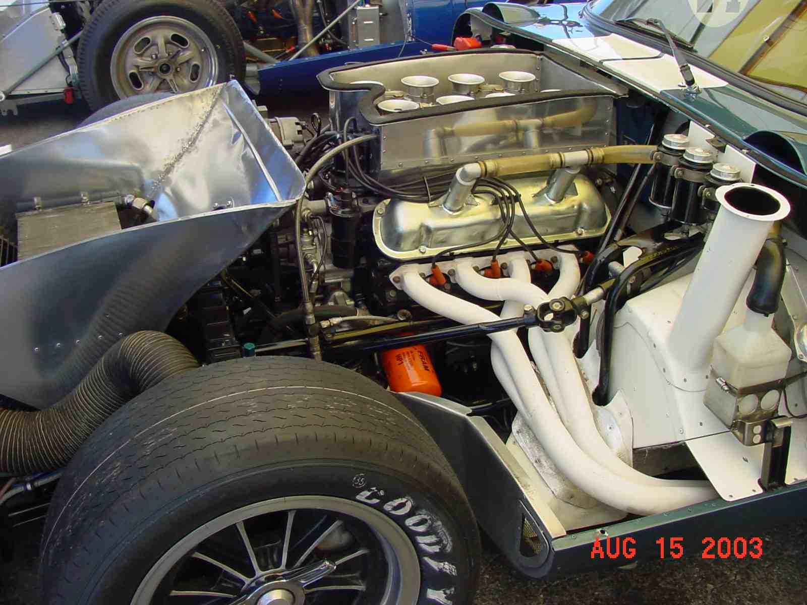 9501csx2286_engine_shot-left-a