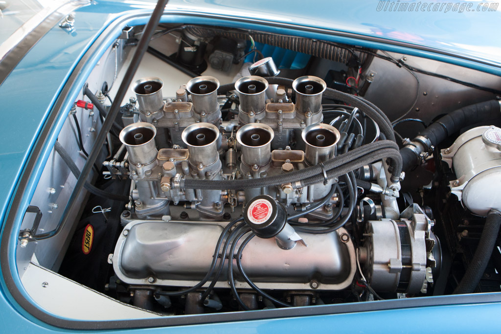 AC-Shelby-Cobra-FIA-Roadster_11