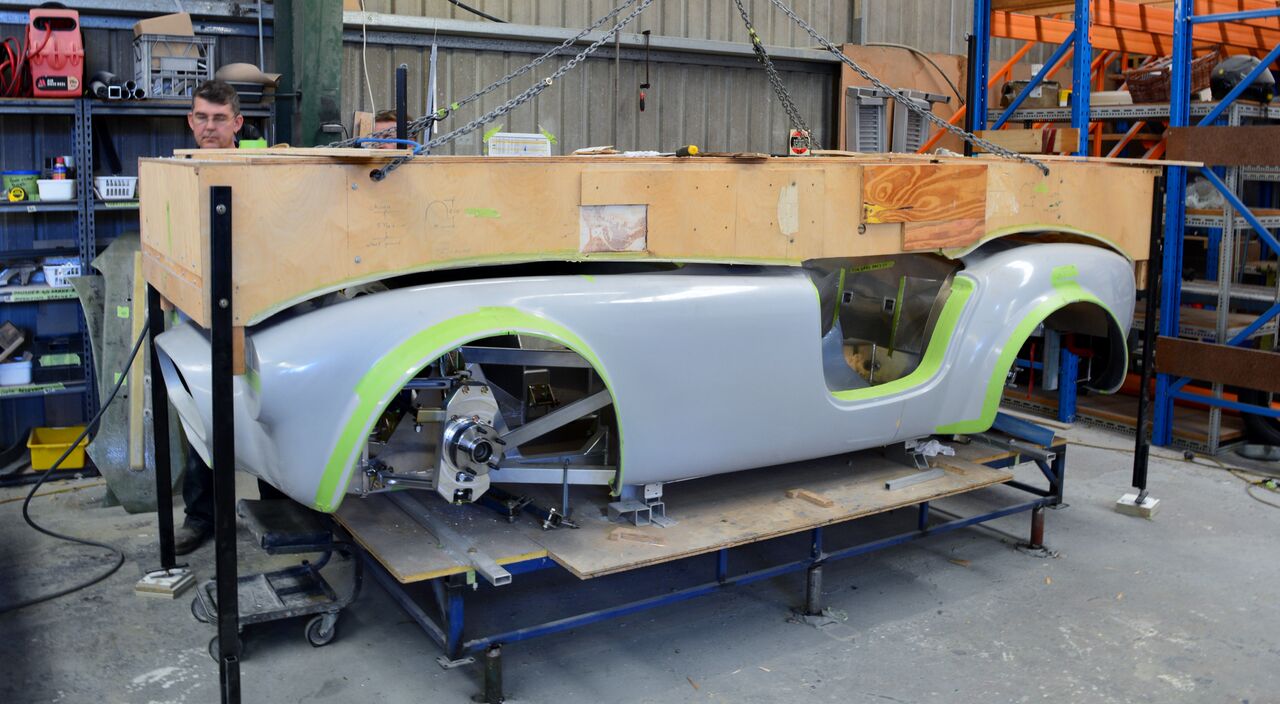 AP2289_fender_trimming_body_left