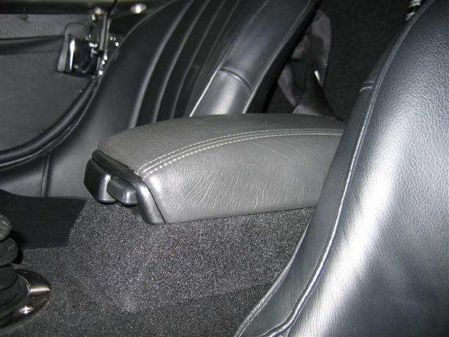 Armrest_001_Small_