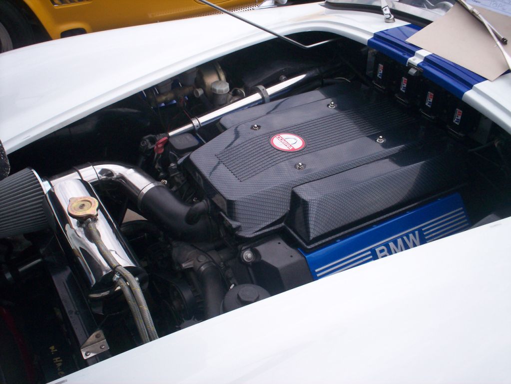 BMW_V8_Powered_Cobra-_engine_bay