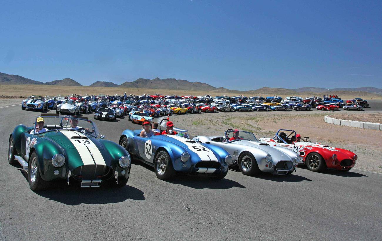 CARS_ON_PARADE_LAP_copy_3