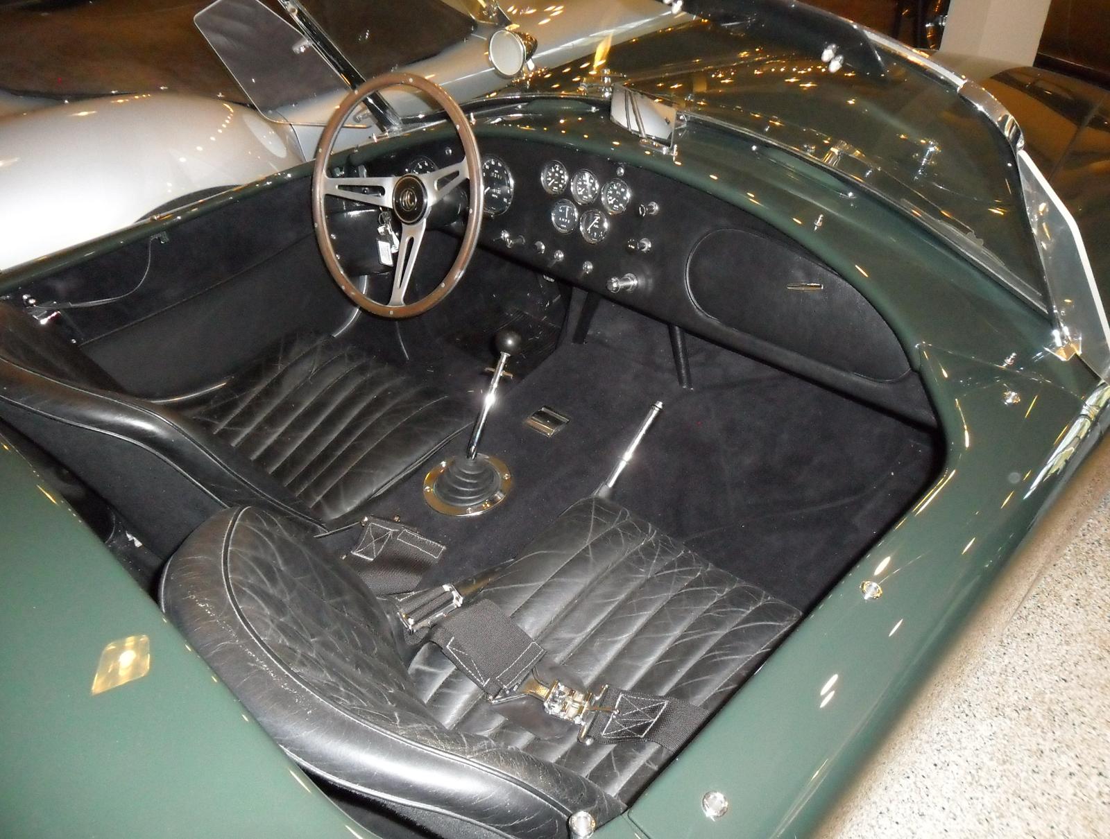 CSX3136_-_MiltonON_LegendaryMotorCar_3