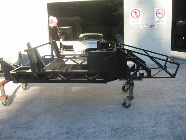 Chassis_64_back_from_Paint_Shop_5_June_2006_001
