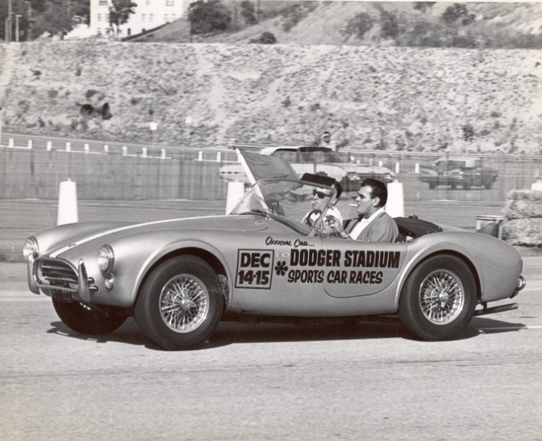 Chic_Cobra_Dodger_Stadium_1962