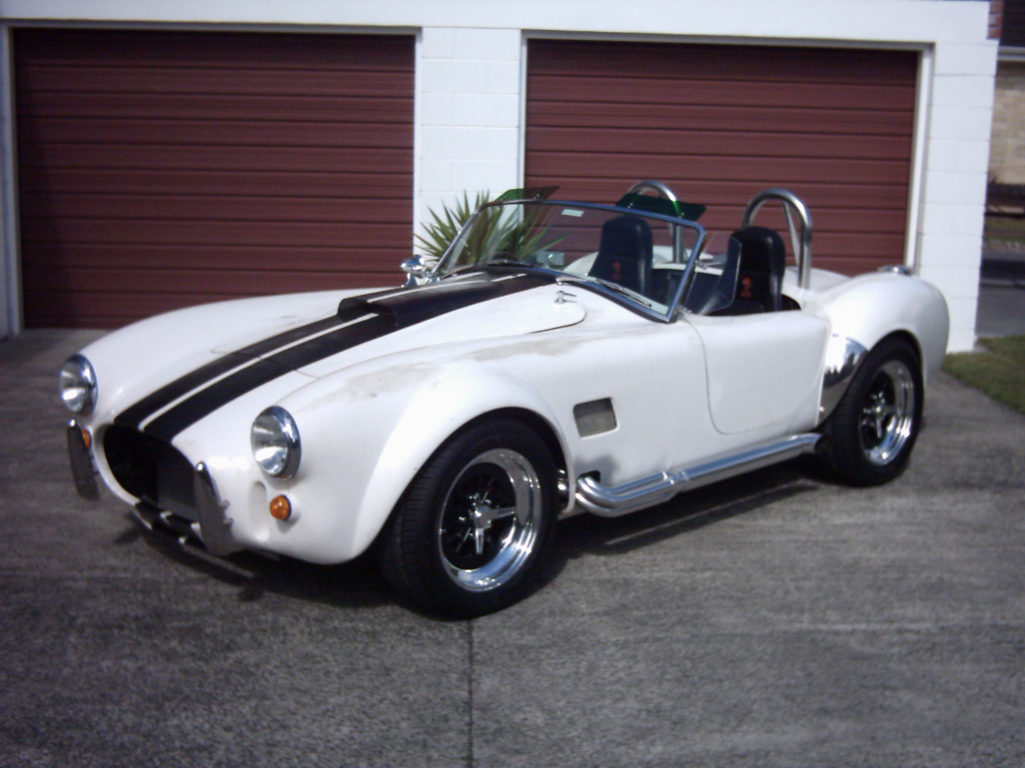 Cobra_With_New_Wheels_10_