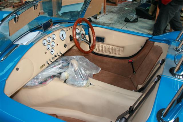 Cockpit_finished_with_trim_Small_