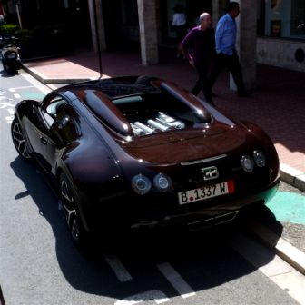 Copy_of_Bugatti_Veyron