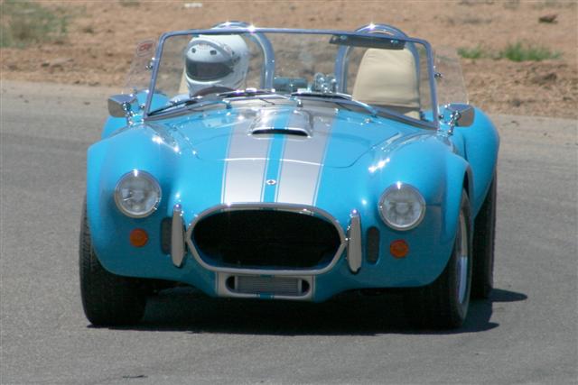 Cornering_close_up_Small_