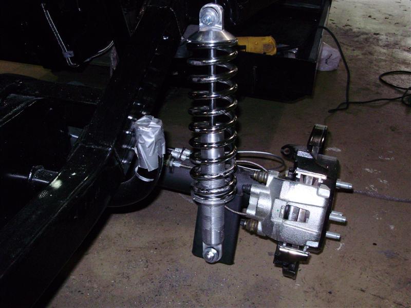 CptEdie_rear_shock_modified_and_installedd_Medium_