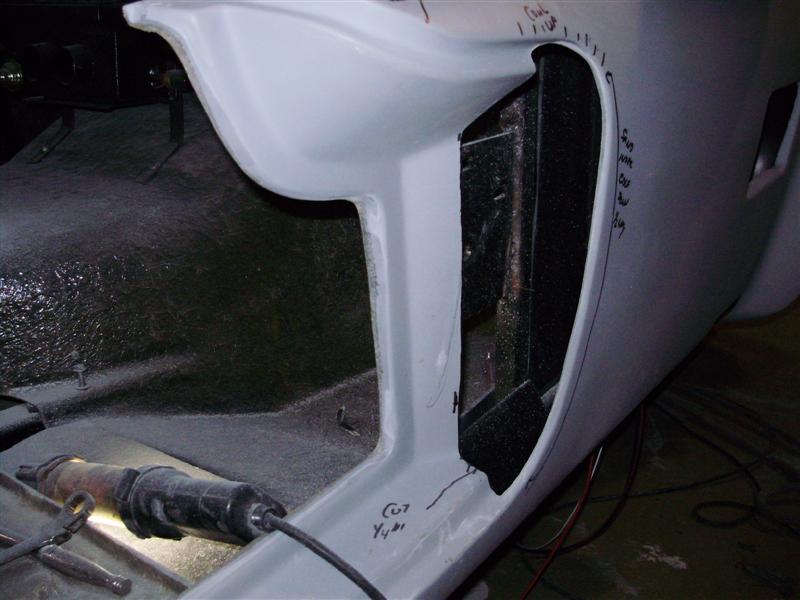 Cpteddie_Right_door_opening