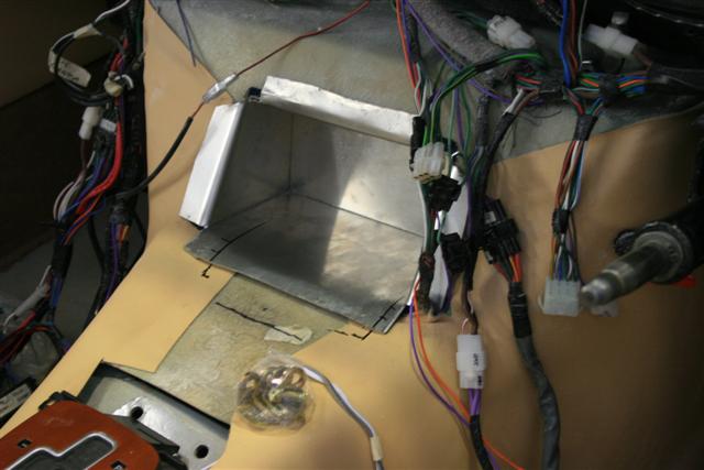 Cradle_for_Radio_Small_