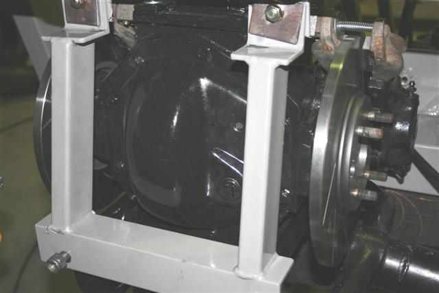 Diff_rear_brakes_installed_Small_