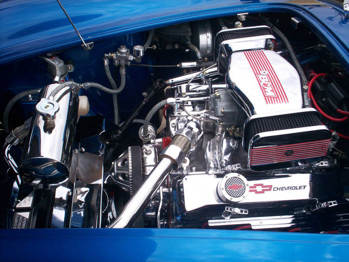 Engine_bay_12