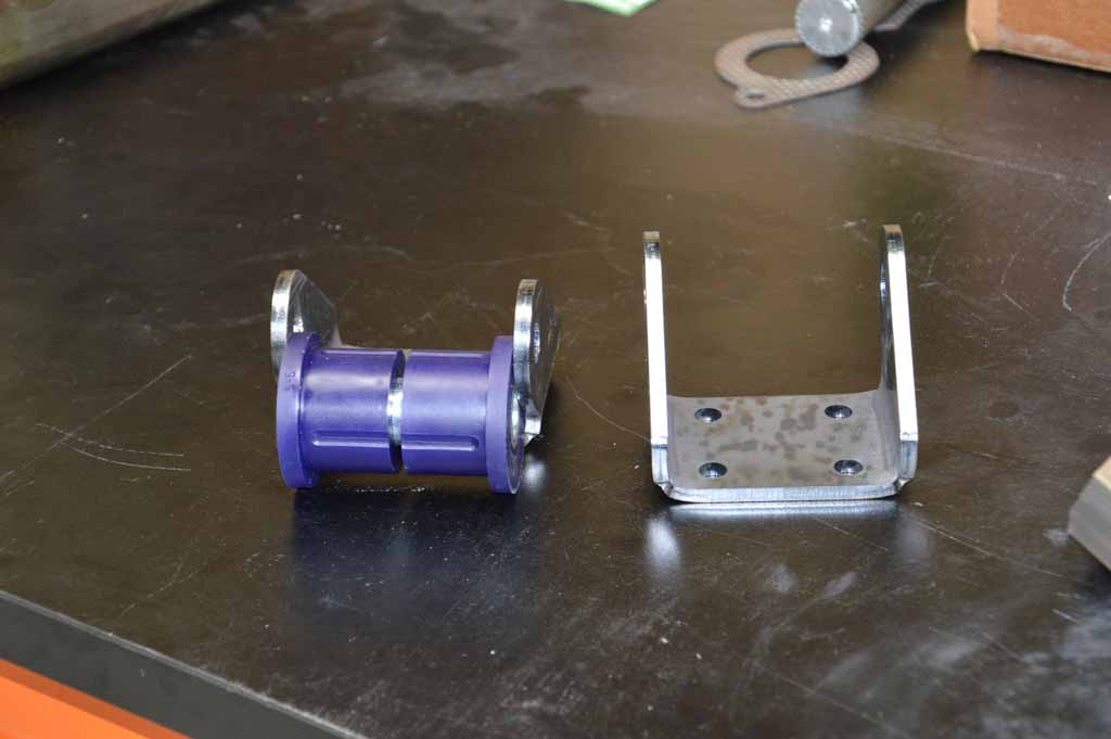 Engine_mount_brackets