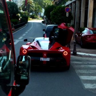 Ferrari_F70_LaFerrari