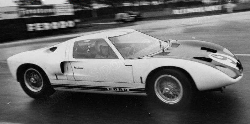 Ford_GT40_GT101_LM_test_1964