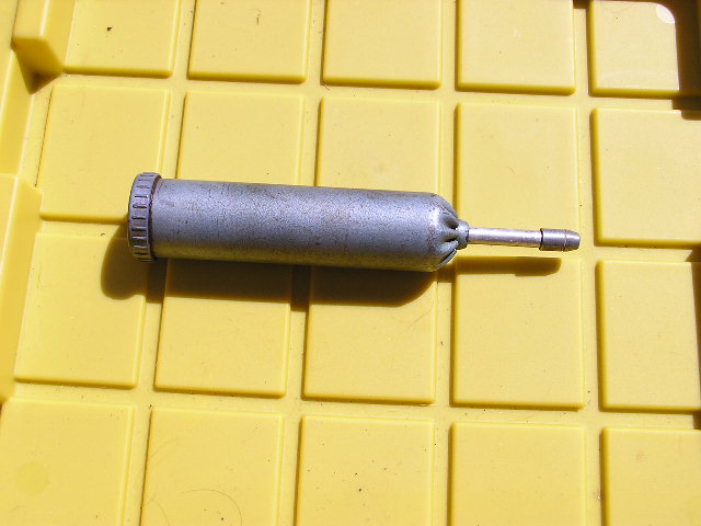 Grease_Gun_001