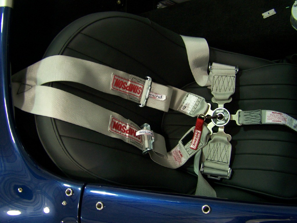 HANSONCOBRASEATBELTS