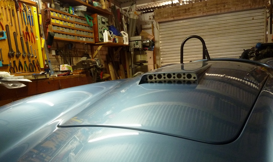 Hood_scoop_grille_2_s