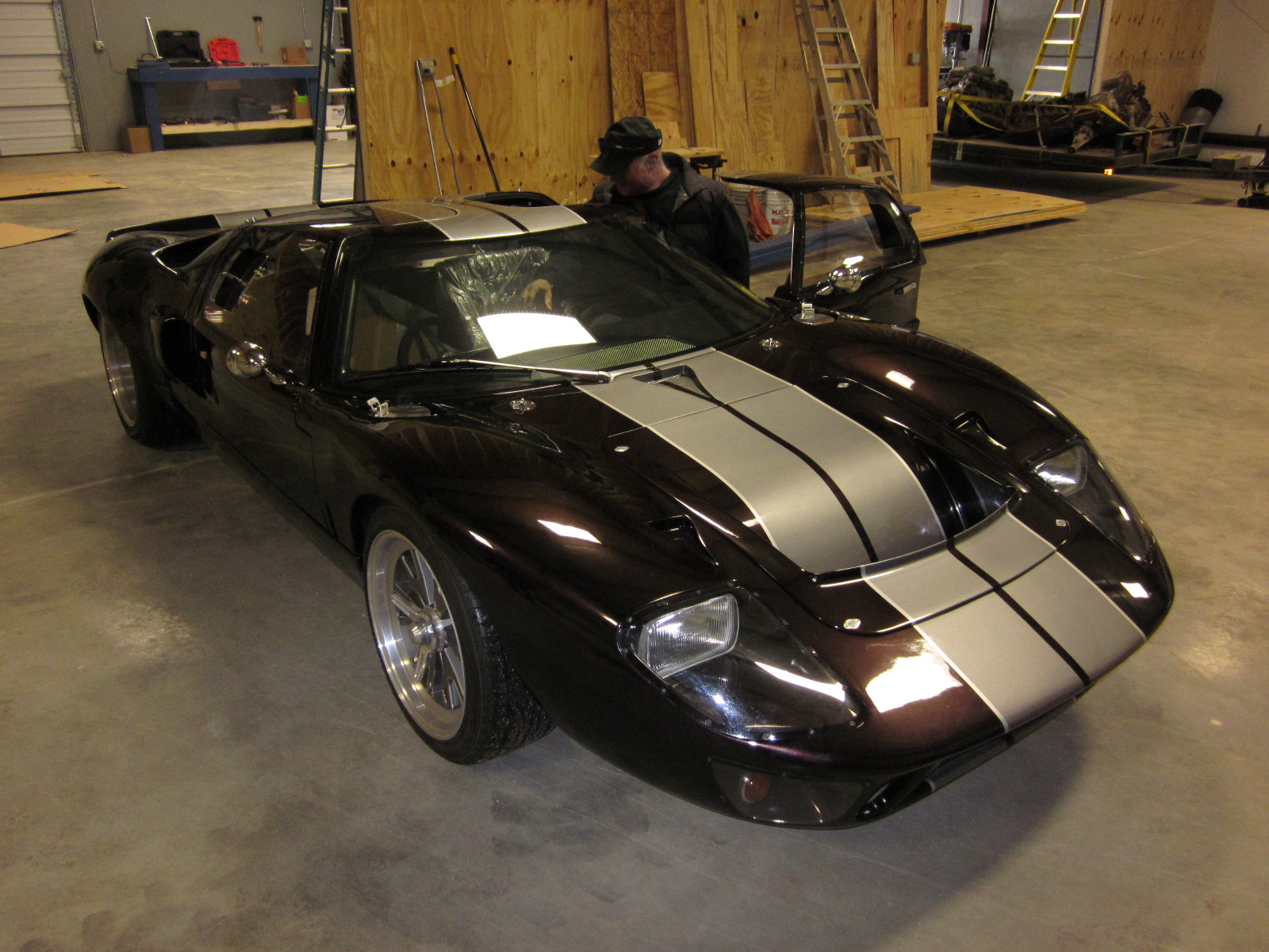 Jan_12_2011_delivery_of_GT_40_7_