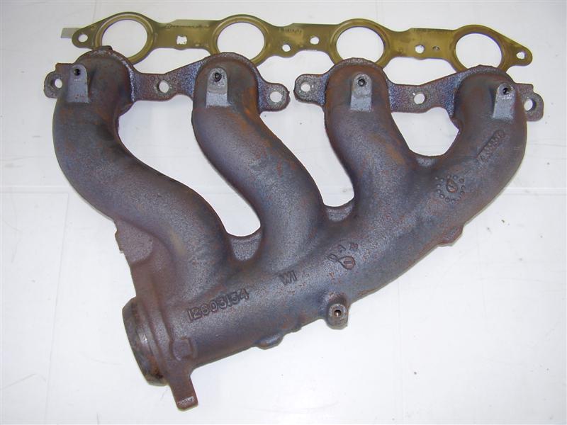 LS2_exhaust_manifolds