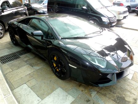 Lamborghini_Aventador_LP_700_4