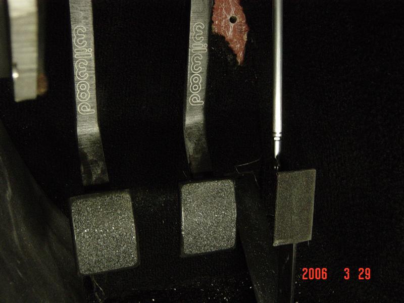 Linkage_Pedal_006_Medium_