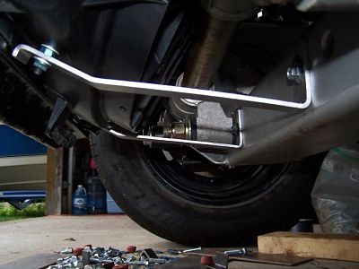 Lower_Radiator_Fan_Brackets2_opt