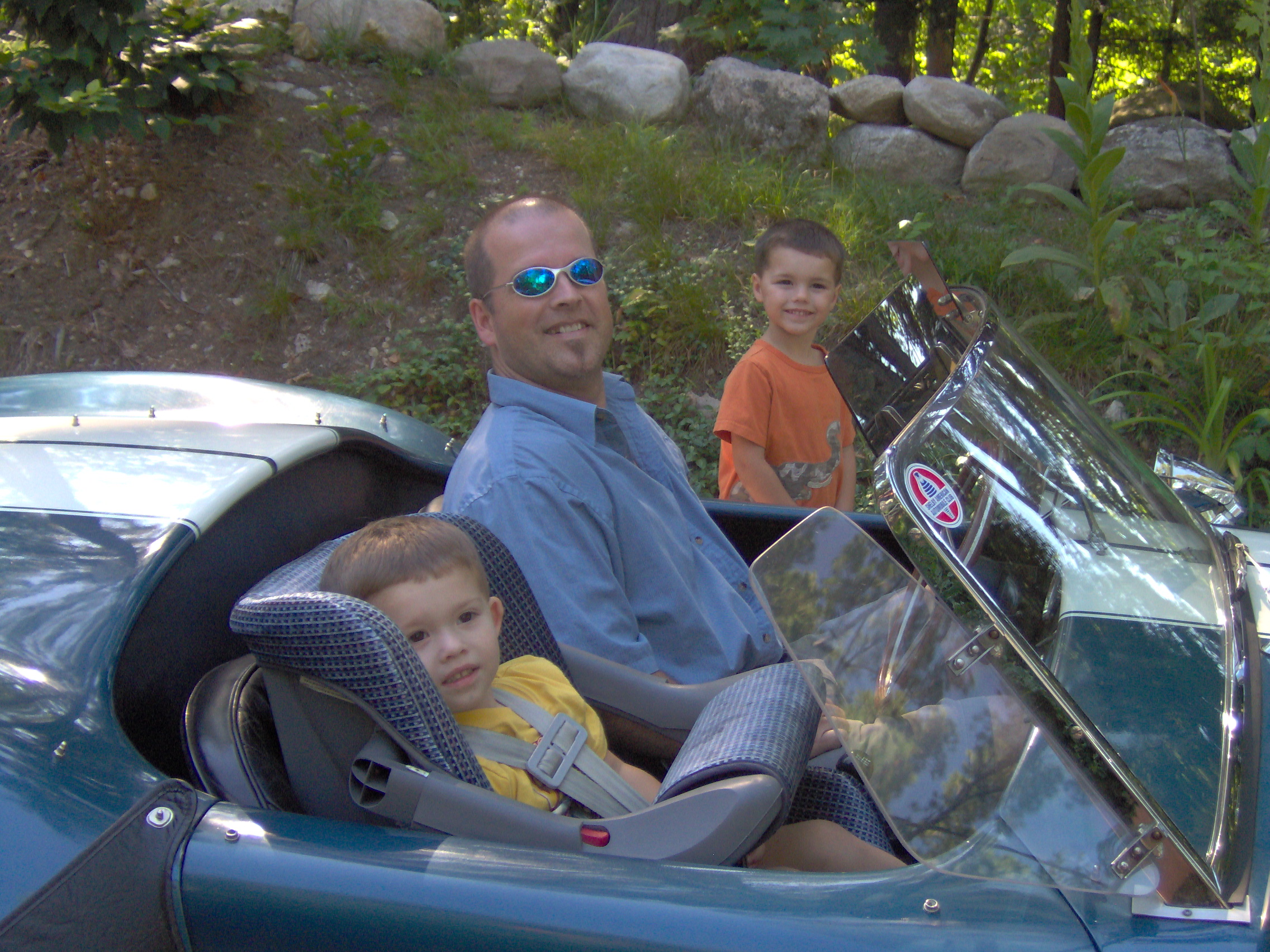 Me_and_two_best_friends