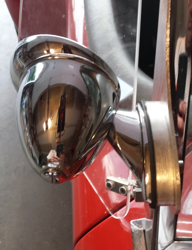 Mirror_Pedestal_Spacer