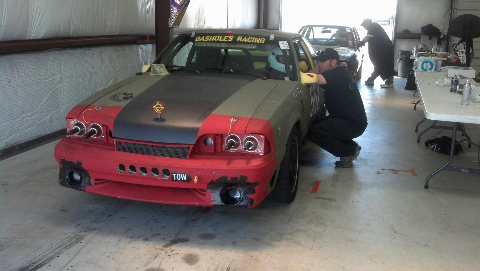 No_passing_under_Yellow