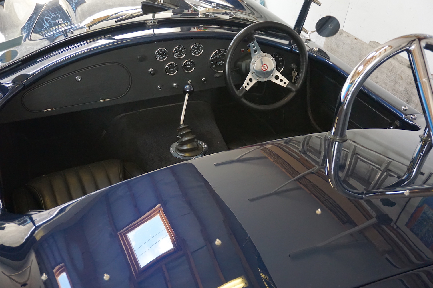 Right_Hand_Drive_Dax_Supertube