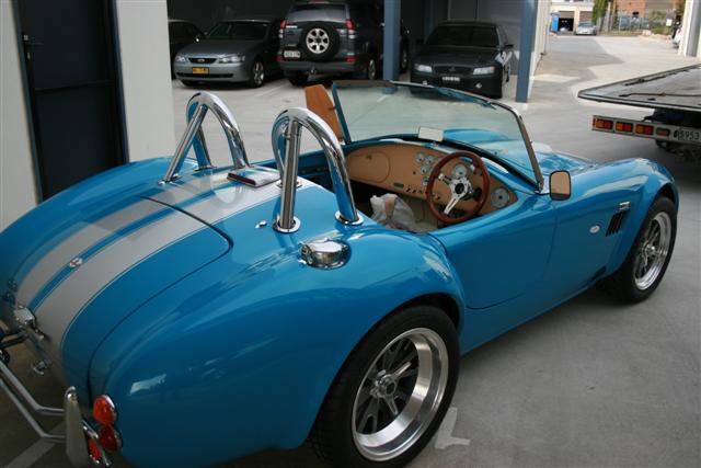 Roll_Bars_Dash_and_Steering_Wheel_in_Small_