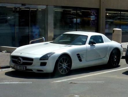 SLS_Merdes_AMG_Black_Gullwing_6_2_litre