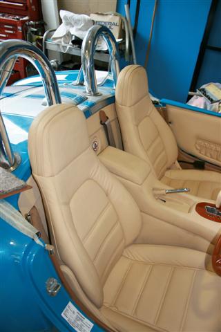 Seats_with_dummy_headrests_removed_Small_