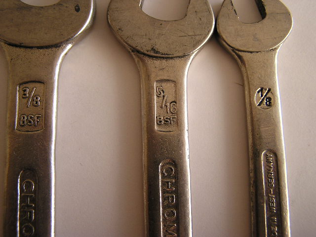 Spanners_and_Wheel_012