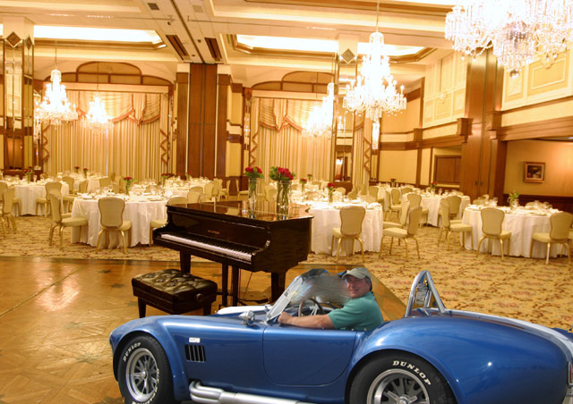 Steve_s_Garage_Majal