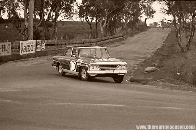 Studebaker_Lark_Small_