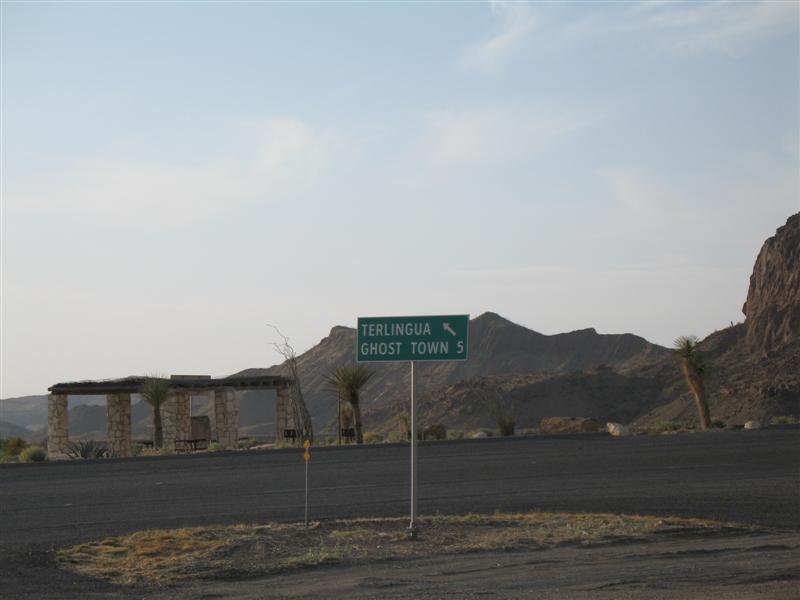 Terlingua_Road_Sign