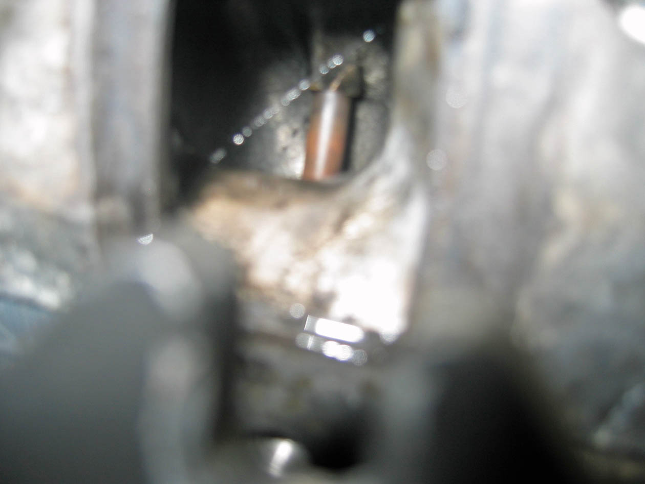 Water_leak_in_3_exhaust_port