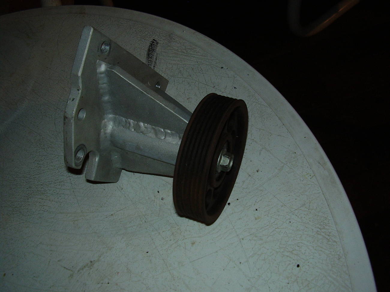 idler_bracket_pully