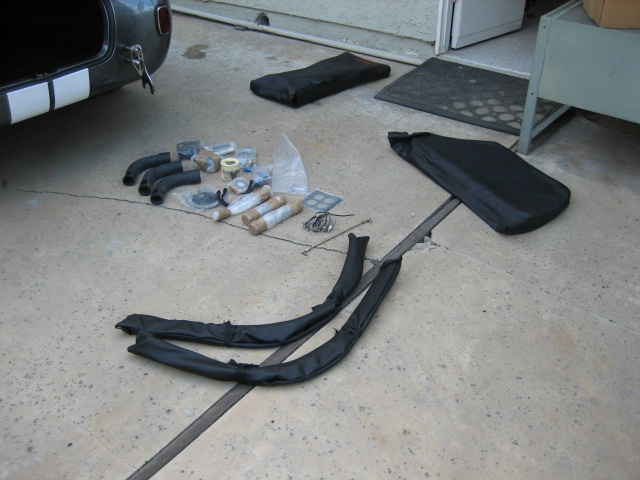 s_vette_and_my_Cobra_071