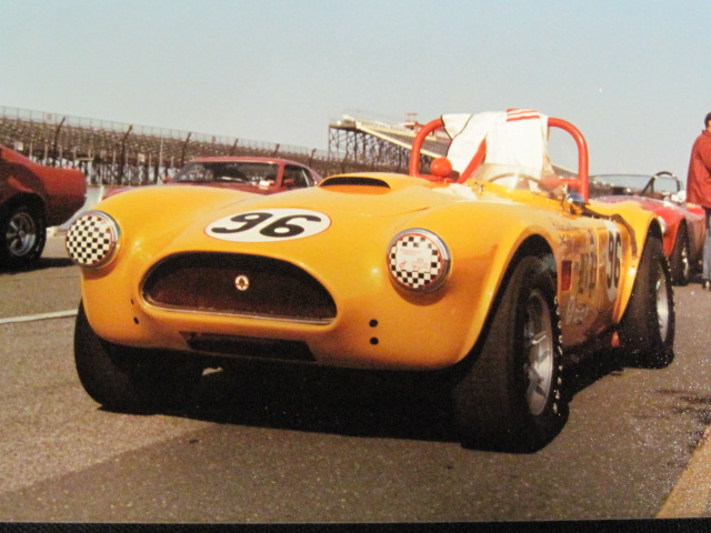 shelby_carb_1967_Boss_302_crankshaft_old_magazines_car_shows_145